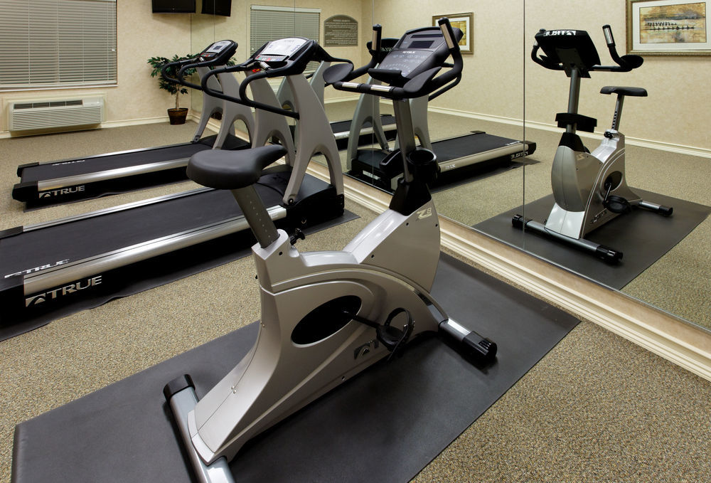 Holiday Inn Express & Suites - Dodge City By Ihg Luaran gambar