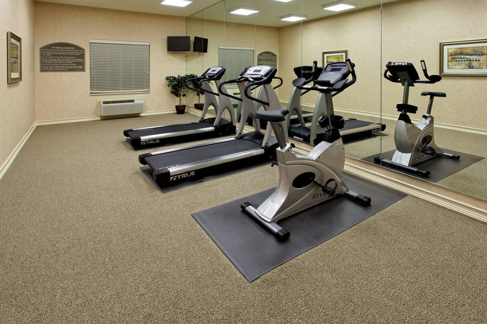 Holiday Inn Express & Suites - Dodge City By Ihg Luaran gambar